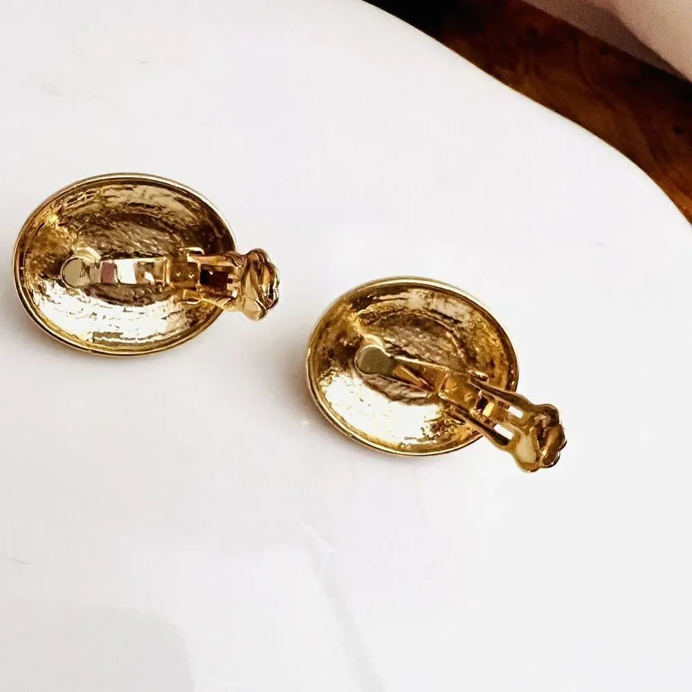 Vintage Galleria Gripoix Earrings Clip On Purple Glass Enamel Gold Oval 4624